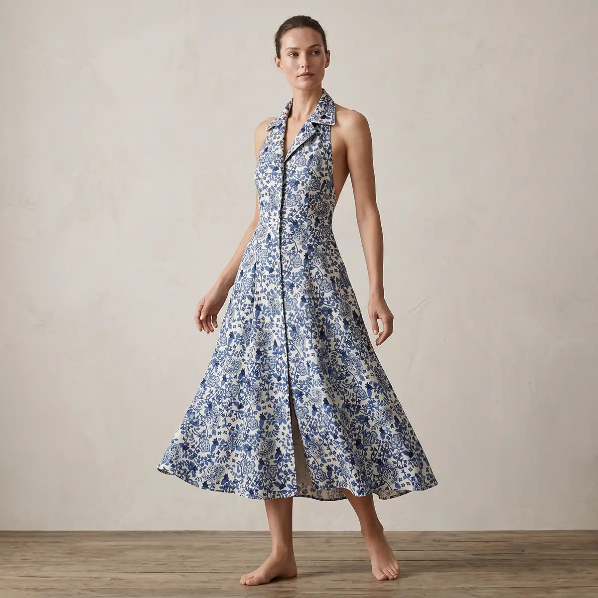 FRANCESCA abito midi in lino fantasia blue obsession di Alessandra Gallo - indossato frontale