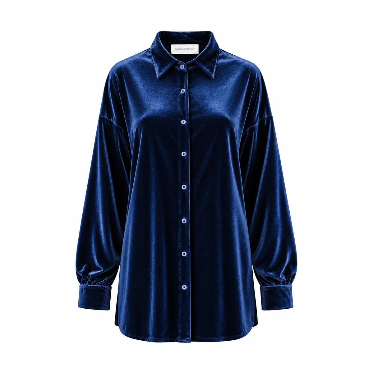 CELESTE, camicia in ciniglia blu con colletto e abbottonatura frontale.