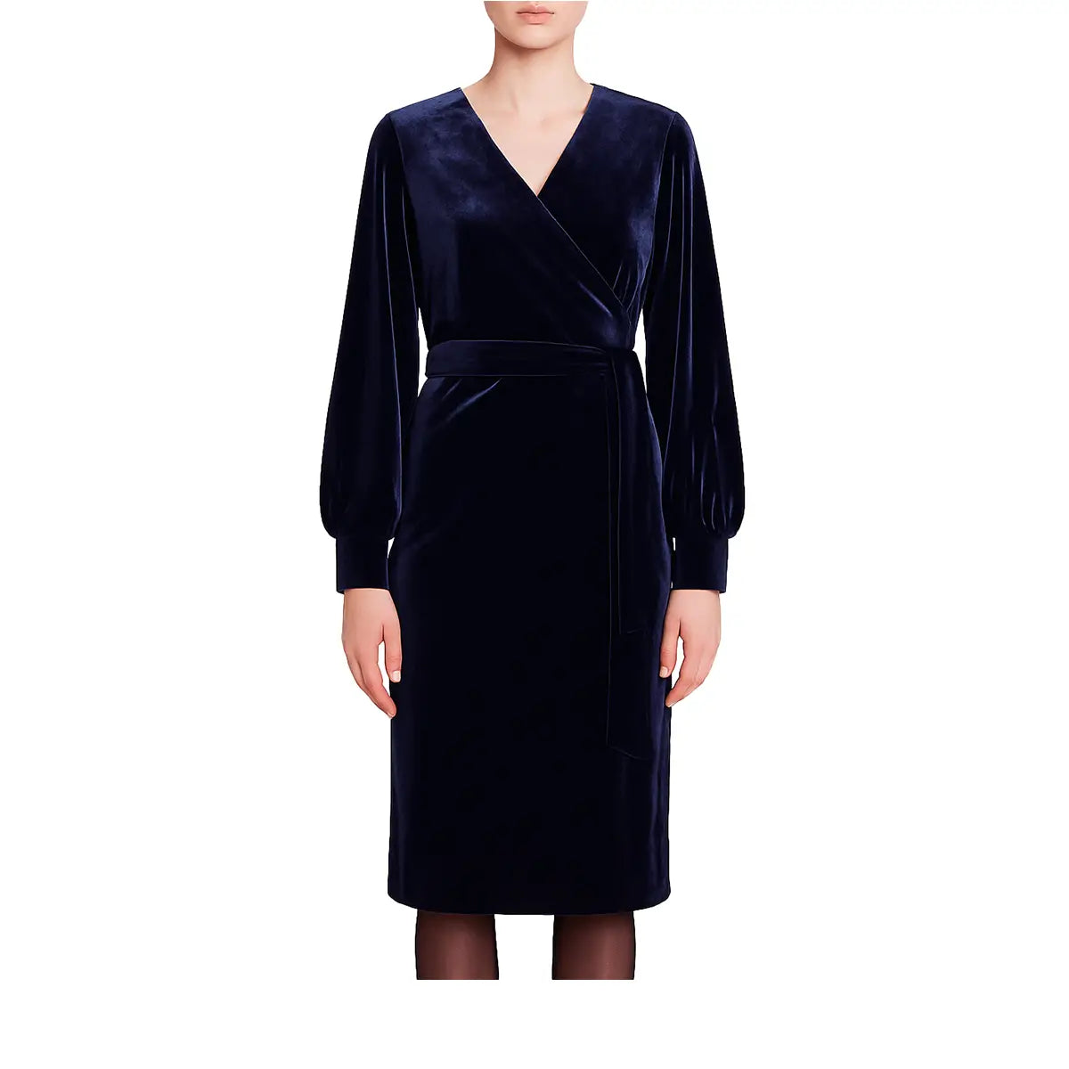 abito midi FIAMMA di Alessandra Gallo in ciniglia blu con maniche ampie, chiusura a portafoglio e scollo a V - indossato frontale - day&night collection