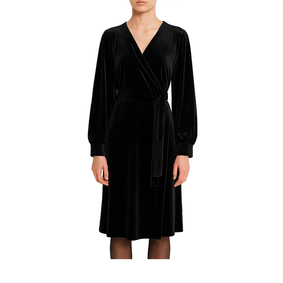 abito midi FIAMMA di Alessandra Gallo in ciniglia nero con maniche ampie, chiusura a portafoglio e scollo a V - indossato frontale - day&night collection