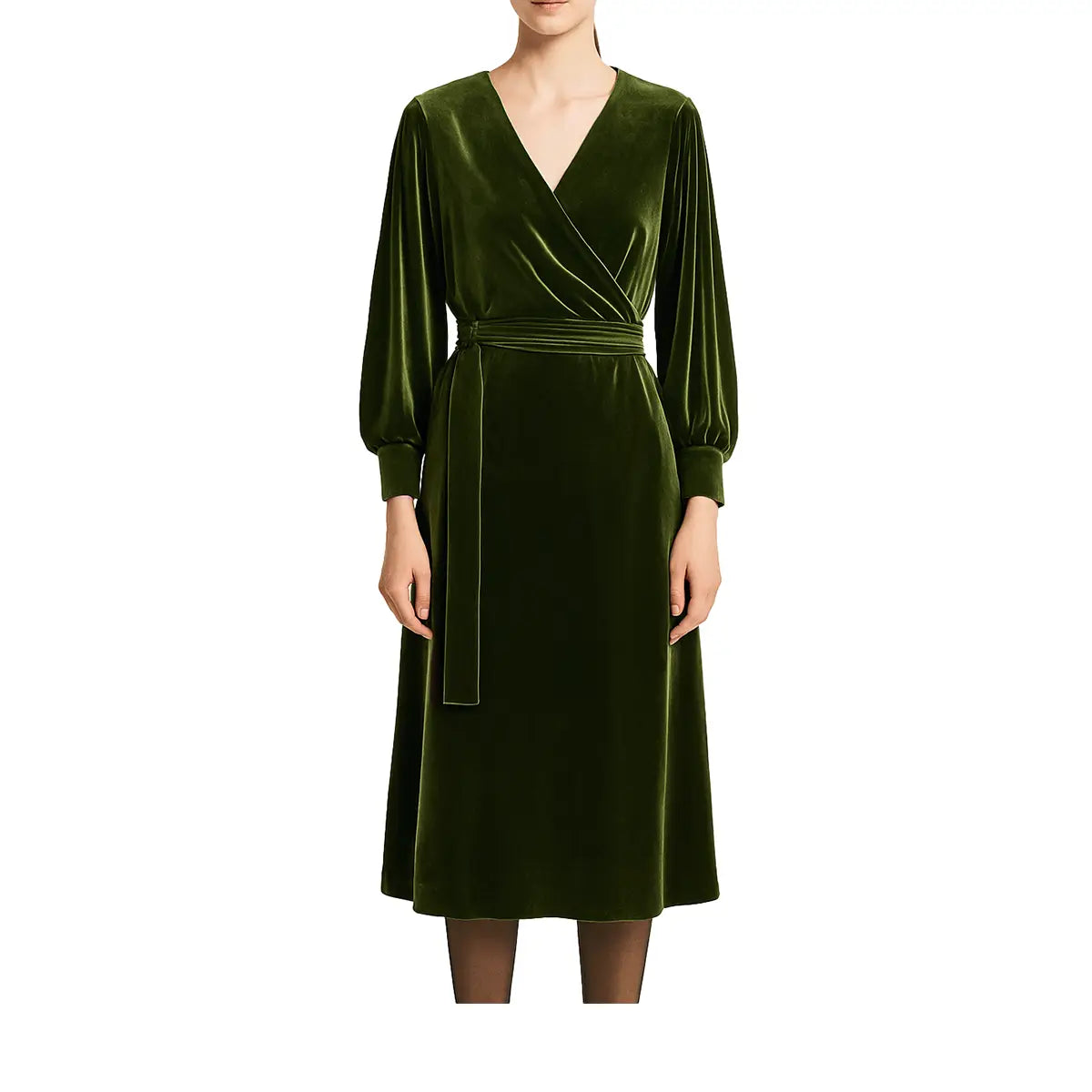 abito midi FIAMMA di Alessandra Gallo in ciniglia verde con maniche ampie, chiusura a portafoglio e scollo a V - indossato frontale - day&night collection